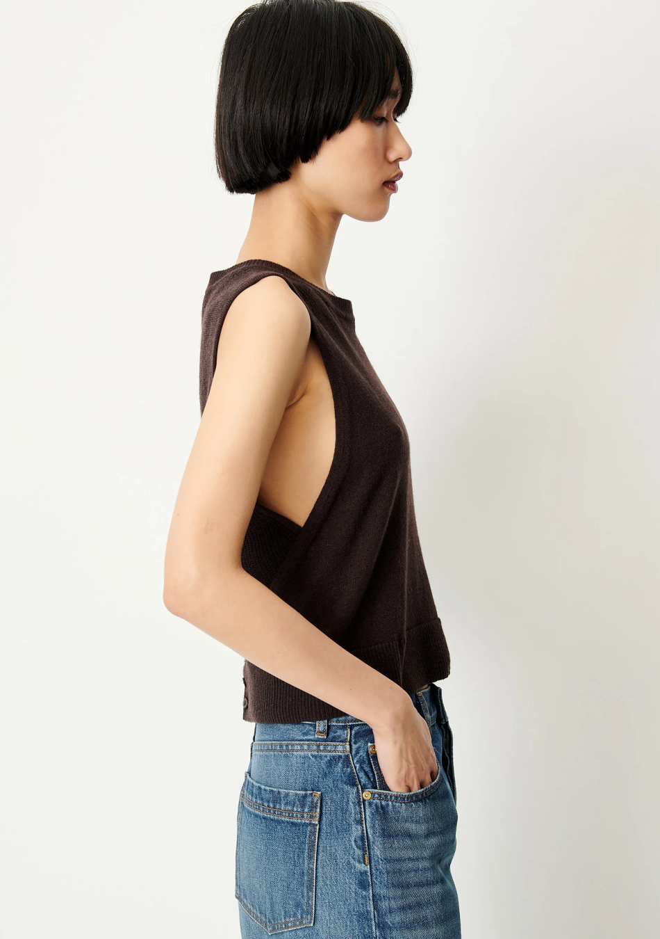 SESSÚN marca francesa de ropa de mujer con un estilo casual, femenino y minimal
