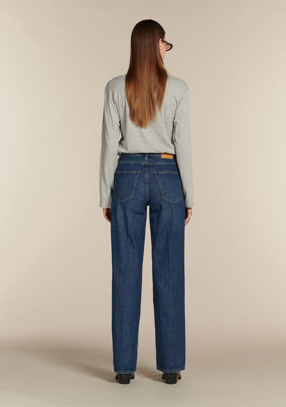 LAB DIP, una marca de moda femenina que combina estilo contemporáneo, inspiración urbana y diseños fáciles de llevar