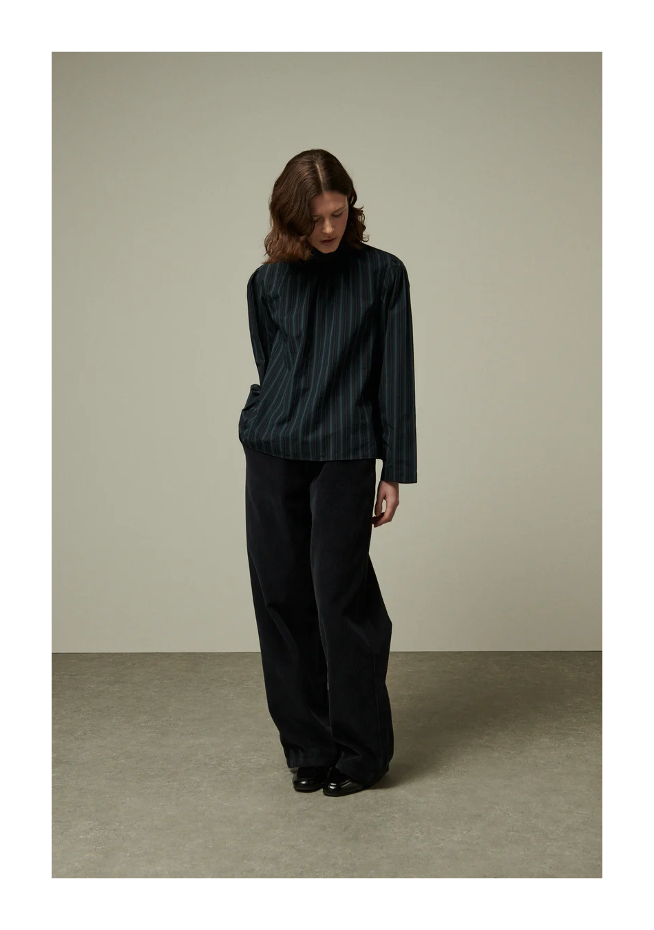 BELLEPIECE marca francesa de mujer con un estilo minimalista y sofisticada