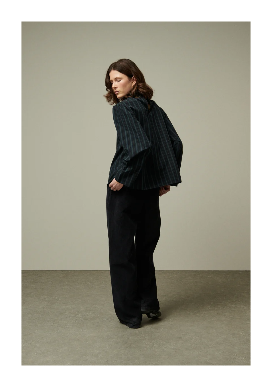 BELLEPIECE marca francesa de mujer con un estilo minimalista y sofisticada