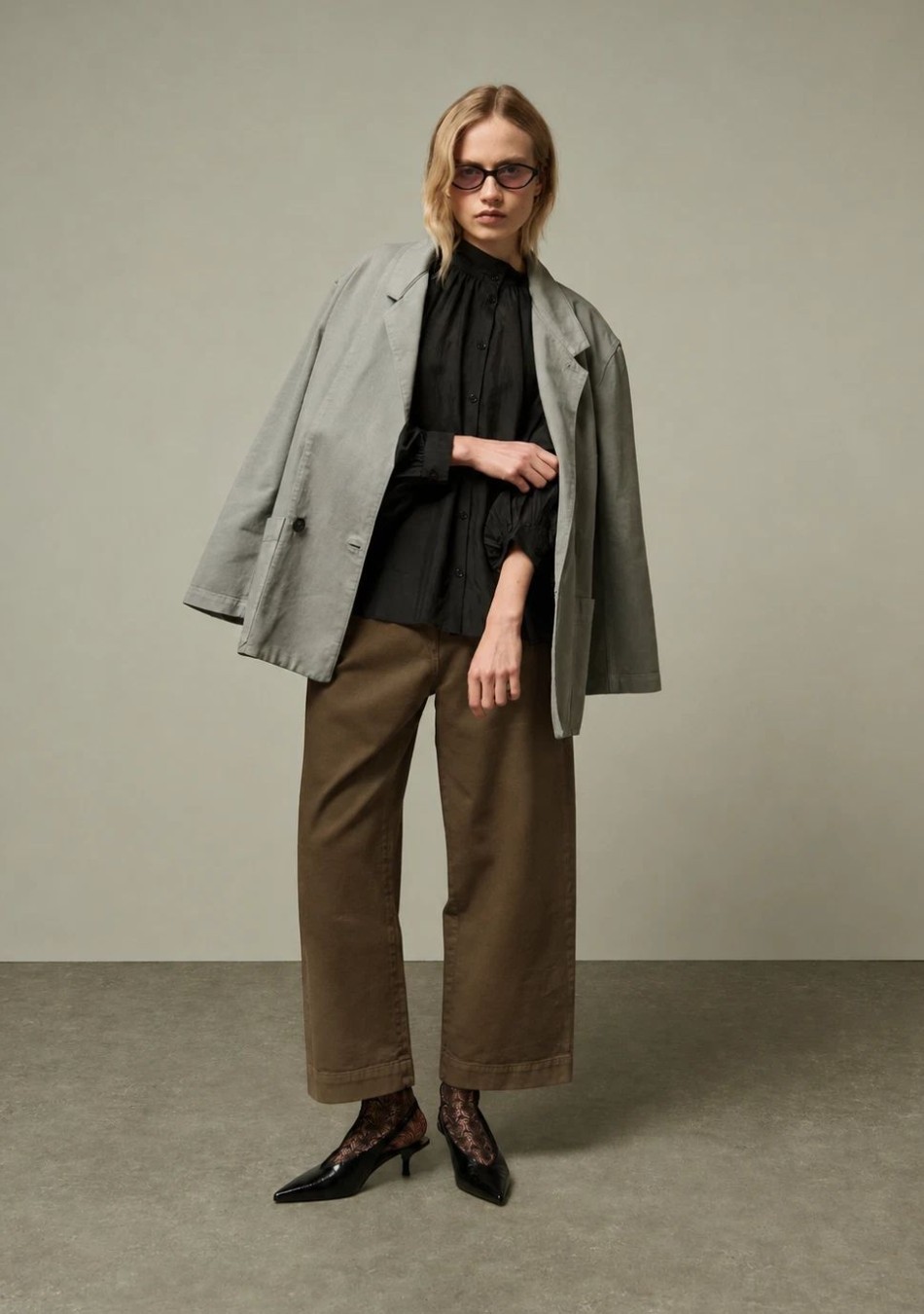 BELLEPIECE marca francesa de mujer con un estilo sofisticado y femenino