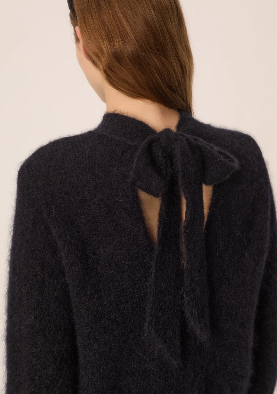 DES PETITS HAUTS marca que refleja la esencia del estilo parisino: femenino, delicado y atemporal.  Destaca por su diseño cuidad