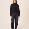 DES PETITS HAUTS marca que refleja la esencia del estilo parisino: femenino, delicado y atemporal.  Destaca por su diseño cuidad