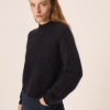 DES PETITS HAUTS marca que refleja la esencia del estilo parisino: femenino, delicado y atemporal.  Destaca por su diseño cuidad