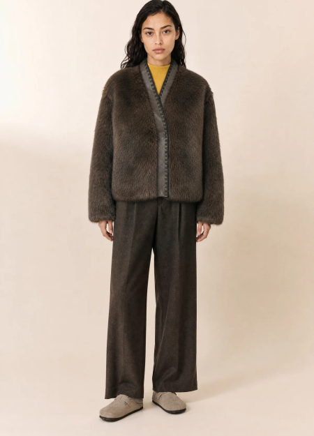 LEON6HARPER marca francesa de ropa de mujer  con algodones orgánico y de estilo casual y dinámico