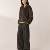 LEON6HARPER marca francesa de ropa de mujer  con algodones orgánico y de estilo casual y dinámico