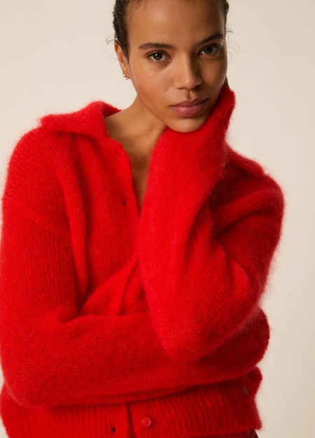 DES PETITS HAUTS marca que refleja la esencia del estilo parisino: femenino, delicado y atemporal.  Destaca por su diseño cuidad 2