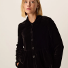DES PETITS HAUTS marca que refleja la esencia del estilo parisino: femenino, delicado y atemporal.  Destaca por su diseño cuidad