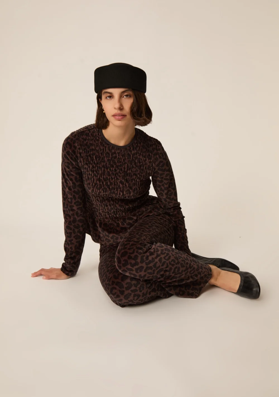 DES PETITS HAUTS marca que refleja la esencia del estilo parisino: femenino, delicado y atemporal.  Destaca por su diseño cuidad