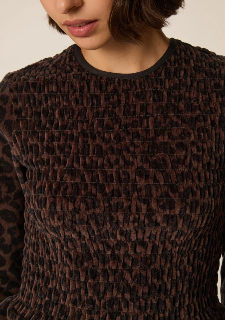 DES PETITS HAUTS marca que refleja la esencia del estilo parisino: femenino, delicado y atemporal.  Destaca por su diseño cuidad
