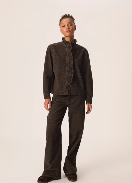 DES PETITS HAUTS marca que refleja la esencia del estilo parisino: femenino, delicado y atemporal.  Destaca por su diseño cuidad