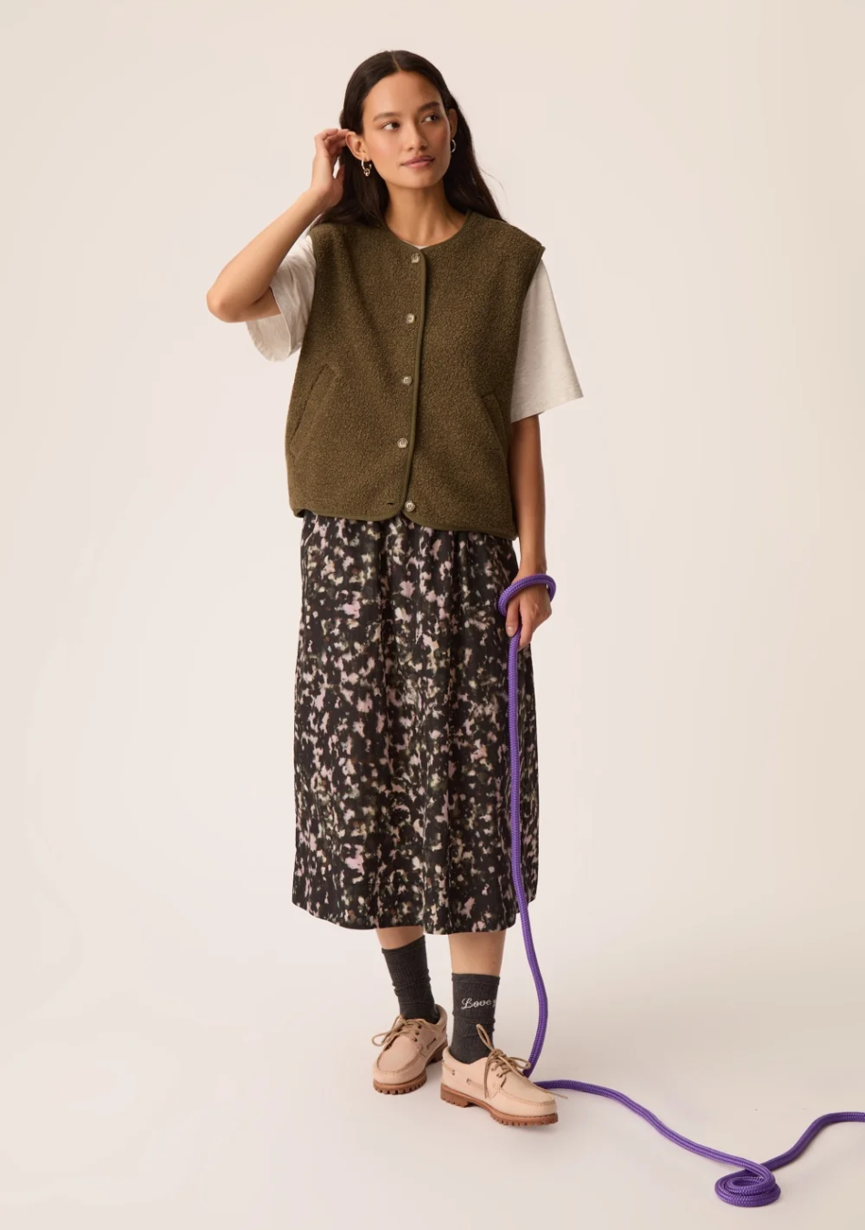DES PETITS HAUTS marca que refleja la esencia del estilo parisino: femenino, delicado y atemporal.  Destaca por su diseño cuidad