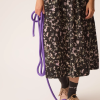 DES PETITS HAUTS marca que refleja la esencia del estilo parisino: femenino, delicado y atemporal.  Destaca por su diseño cuidad