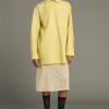 SOEUR es una marca francesa de moda femenina que combina elegancia, sencillez y un estilo contemporáneo
