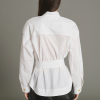 SOEUR es una marca francesa de moda femenina que combina elegancia, sencillez y un estilo contemporáneo