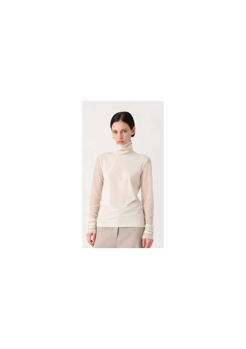 MMEIMEIJ marca de prendas elegantes, femeninas y fabricadas con tejidos de alta calidad que combinan diseño italiano, comodidad