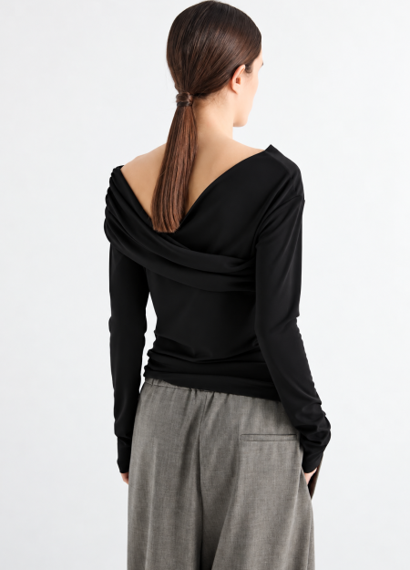 MEI MEIJ marca de prendas elegantes, femeninas y fabricadas con tejidos de alta calidad que combinan diseño italiano, comodidad 2