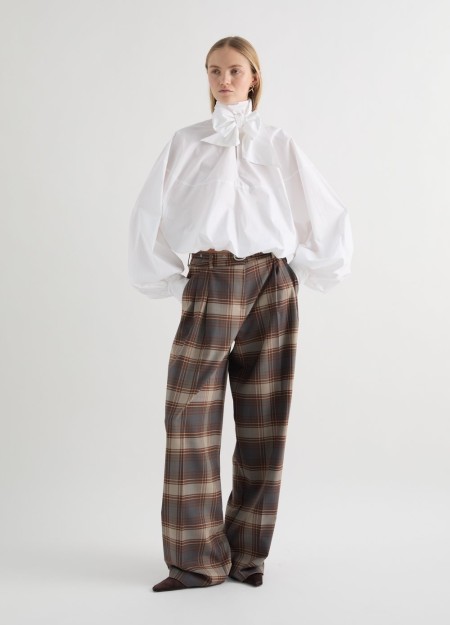MEI MEIJ marca de prendas elegantes, femeninas y fabricadas con tejidos de alta calidad que combinan diseño italiano, comodidad