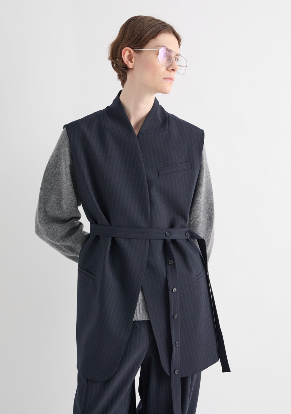 MEI MEIJ marca de prendas elegantes, femeninas y fabricadas con tejidos de alta calidad que combinan diseño italiano, comodidad