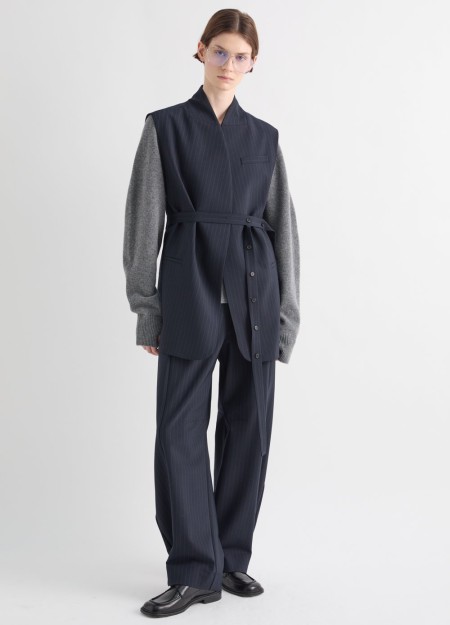 MEI MEIJ marca de prendas elegantes, femeninas y fabricadas con tejidos de alta calidad que combinan diseño italiano, comodidad