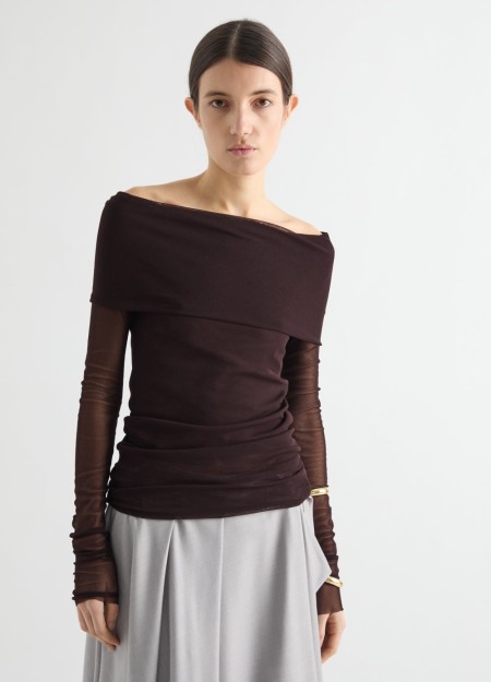 MEI MEIJ marca de prendas elegantes, femeninas y fabricadas con tejidos de alta calidad que combinan diseño italiano, comodidad