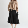 MMEIMEIJ marca de prendas elegantes, femeninas y fabricadas con tejidos de alta calidad que combinan diseño italiano, comodidad