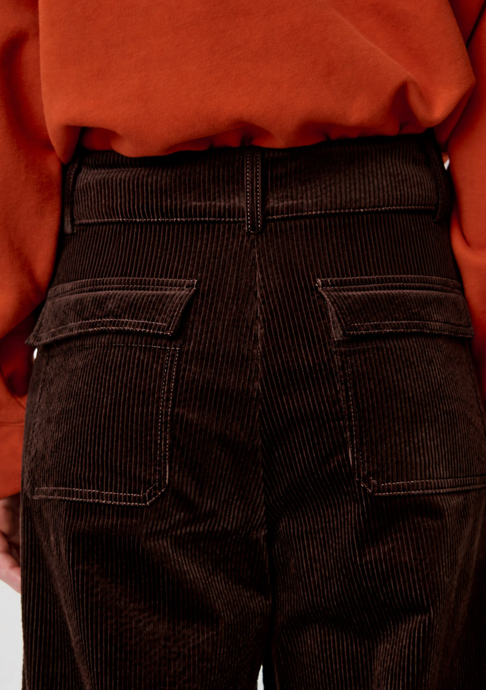 SESSÚN marca francesa de ropa de mujer con un estilo casual, femenino y minimal