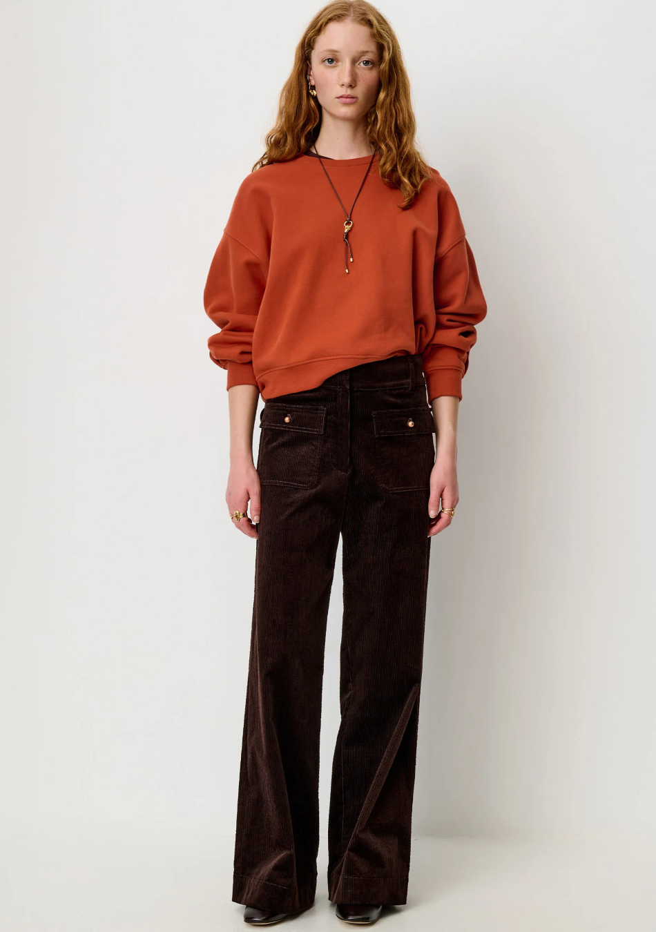SESSÚN marca francesa de ropa de mujer con un estilo casual, femenino y minimal