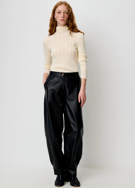 SESSÚN marca francesa de ropa de mujer con un estilo casual, femenino y minimal