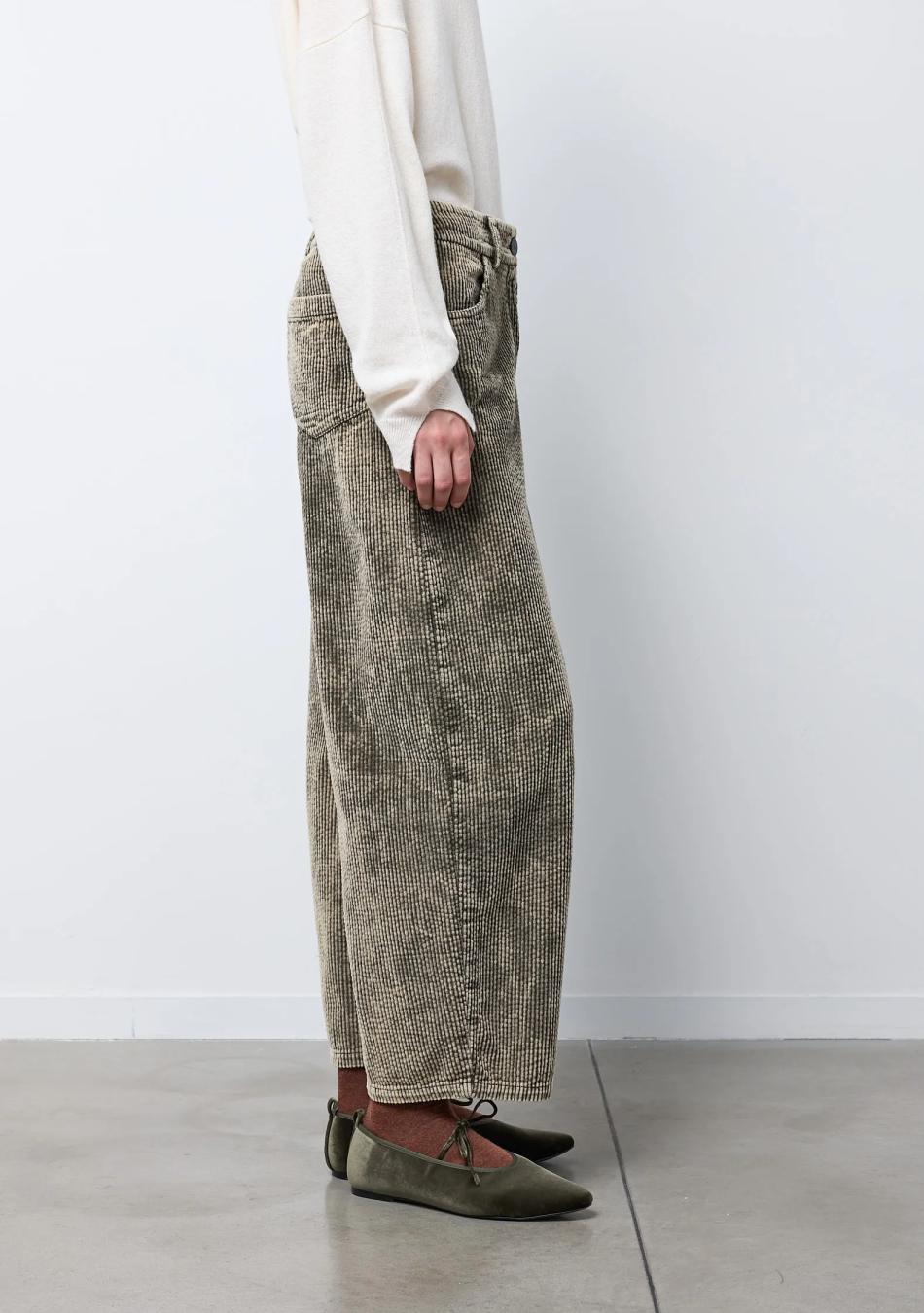 NEIRAMI OPIFICIO marca Italiana de ropa de mujer con un estilo conceptual y vanguardista