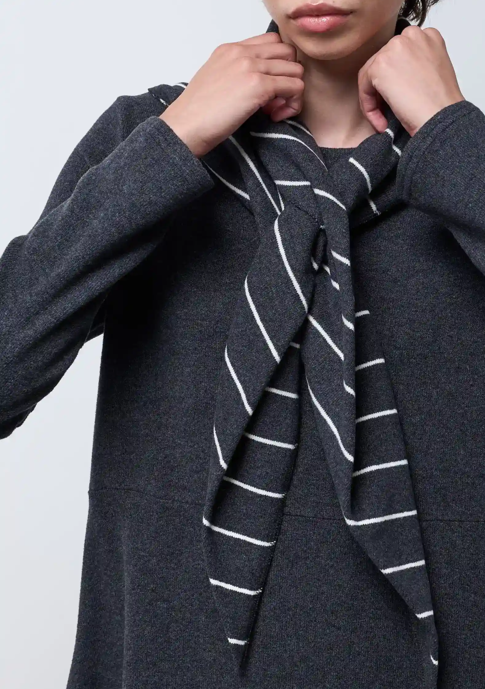 NEIRAMI OPIFICIO marca Italiana de ropa de mujer con un estilo conceptual y vanguardista