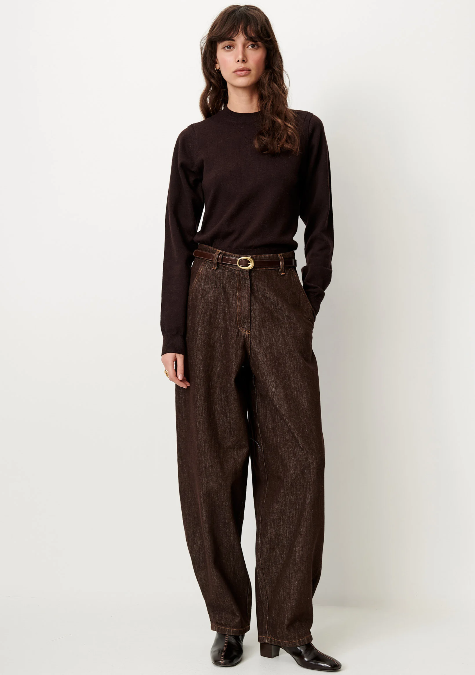SESSÚN marca francesa de ropa de mujer con un estilo casual, femenino y minimal